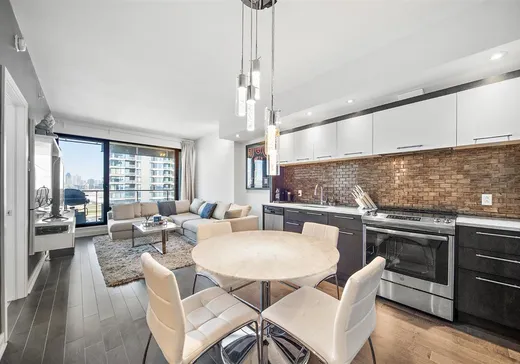 Condo for sale - 199 Rue de la Rotonde, App. 1609, Nuns Island (Montreal), H3E0C1