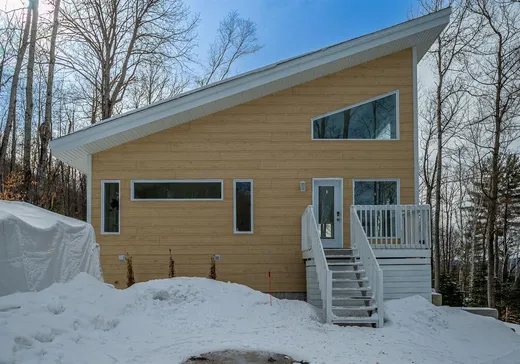 Bungalow à vendre - 960 Rue des Cimes, Sainte-Adèle, J8B1M7