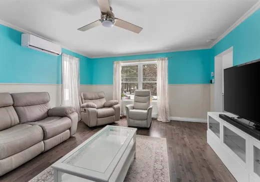 House for sale - 667 Rue Miljour, St-Lin, J5M 2J7