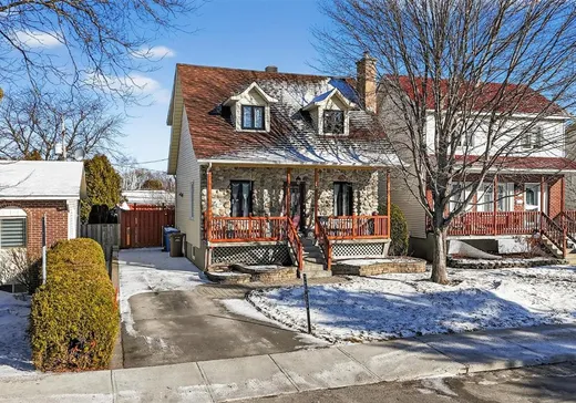 Two or more stories for sale - 8615 Rue Romain, Laval (Saint-François), H7A3K2