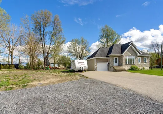 Maison à vendre - 5 Rue des Sarcelles, Saint-Stanislas-de-Kostka, J0S 1W0