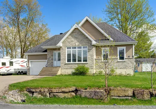 Maison à vendre - 5 Rue des Sarcelles, Saint-Stanislas-de-Kostka, J0S 1W0