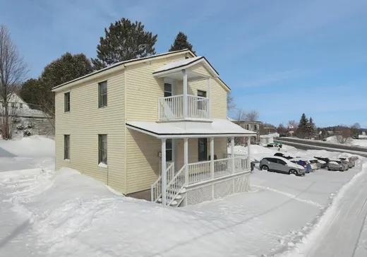 House for sale - 154 Rue Principale E., Sainte-Agathe-des-Monts, J8C 1K3