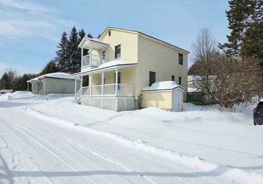 House for sale - 154 Rue Principale E., Sainte-Agathe-des-Monts, J8C 1K3
