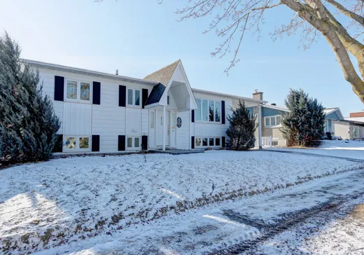 House for sale - 825 Rue St-Pierre E., Saint-Hyacinthe, J2T 1M8