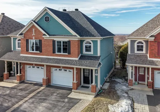 House for sale - 563 Rue Magloire-Laflamme, Mont-Saint-Hilaire, J3H 0B8