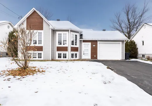 House for sale - 355 Rue Sébastien, St-Charles-De-Drummond, J1Z 1J5