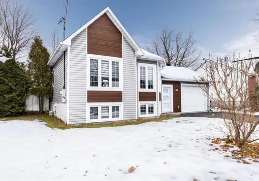 House for sale - 355 Rue Sébastien, St-Charles-De-Drummond, J1Z 1J5