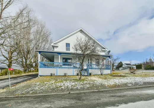 Maison à étages à vendre - 101 Rue Principale, Saint-Isidore-de-Clifton, J0B2X0