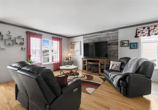 Maison à vendre - 1665 Rue Julien, Sherbrooke, J1N 3T9
