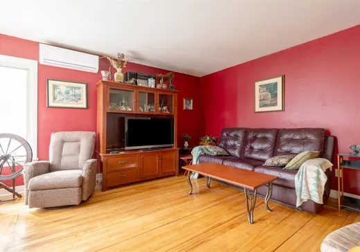 House for sale - 427 Rue de l'Église, Massueville, J3R 3R8