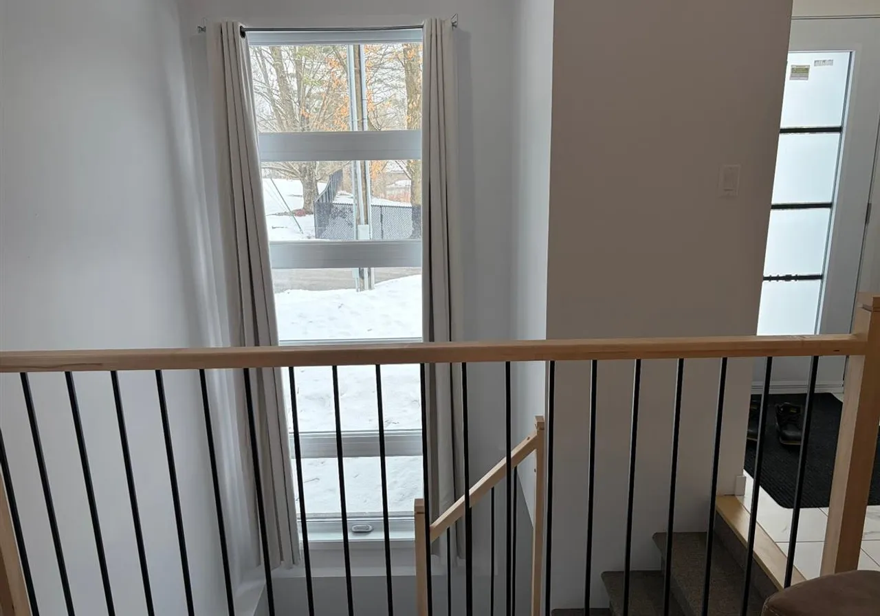 40-40A Rue St-Gilles — photo 2