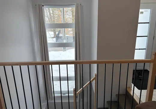 Maison à vendre - 40-40A Rue St-Gilles, Lachute, J0V 1X0