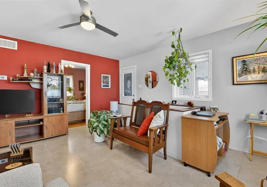 House for sale - 4001 60e Rue, Laval (Laval-sur-le-lac), H7R 1K9