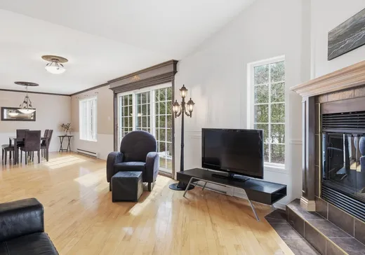 Maison à vendre - 898 Rue des Cerisiers, Otterburn Park, J3H 5V7