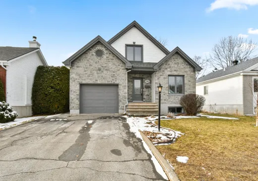 Maison à vendre - 1003 Rue des Noyers, Otterburn Park, J3H 5Z3