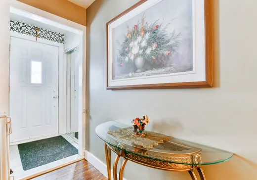 Maison à vendre - 3072 Rue Louise, Sainte-Marthe-sur-le-Lac, J0N 1P0