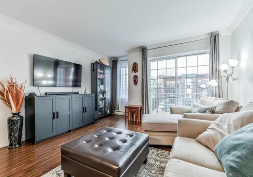 Condo à vendre - 7045 Ch. de Chambly, St-Hubert, J3Y 3R6