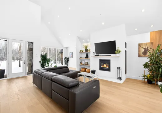 Maison à vendre - 218 Rue des Patriotes, Saint-Colomban, J5K 0S2