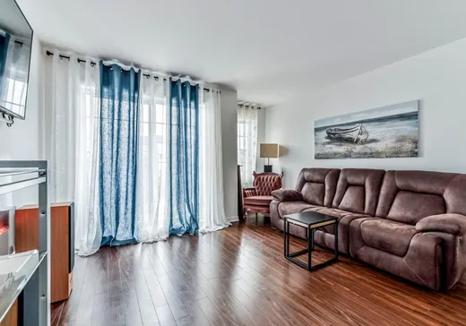 Condo à vendre - 7045 Ch. de Chambly, St-Hubert, J3Y 3R6