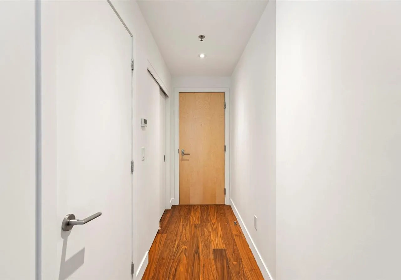 385 Rue St-Martin, App. 409 — photo 2