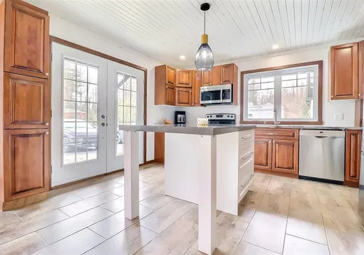 House for sale - 1824 Rue DeChantal, Saint-Lucien, J0C 1N0