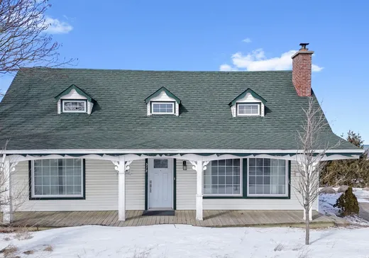 Maison à vendre - 372 Boul. Ste-Anne, Rimouski, G5M 1E8