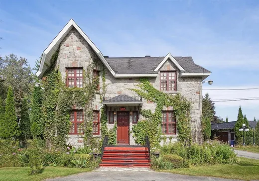 House for sale - 3475 Boul. des Mille-Îles, Laval (Auteuil), H7J 1C7