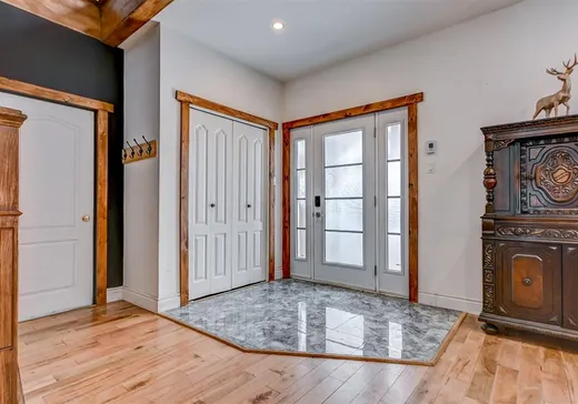 Maison à vendre - 561 Rue Pelletier, Saint-Colomban, J5K 2M9