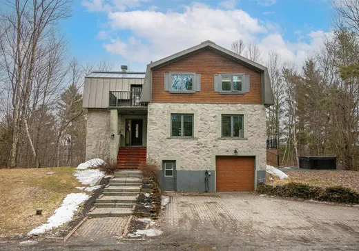 Maison à vendre - 48 Rue Diana, Ste-Catherine-De-Hatley, J0B 1W0