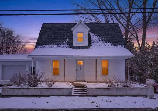 Bungalow for sale - 193 Ch. des Patriotes, St-Marcel-De-Richelieu, J3L6C1