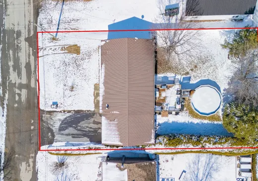 Maison à vendre - 16 Rue Stewart, Howick, J0S 1G0