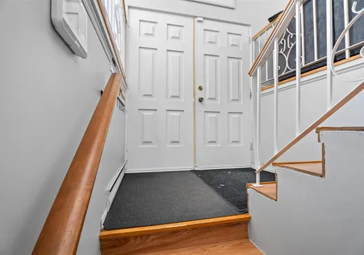 Maison à vendre - 3402 Ch. des Lacs, Mont-Blanc, J0T 2G0