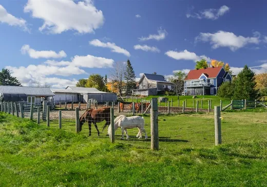 Fermette à vendre - 1030 Rue St-Camille, Saint-Jérôme, J5L 2K7