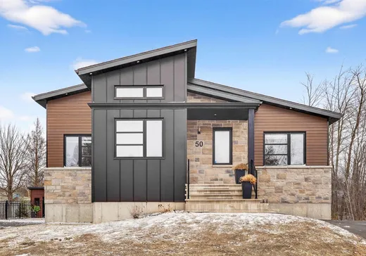 Maison à vendre - 50 Rue Claude, St-Nicephore, J2A 3A4