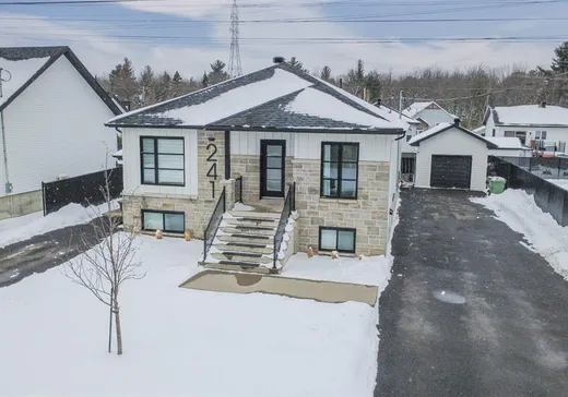 Bungalow à vendre - 241-243 117e Avenue, Drummondville, J2B5P9