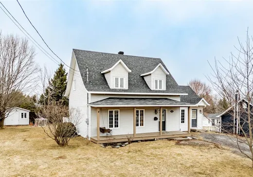 House for sale - 456 Rue des Bouleaux, Coaticook, J1A 2X9