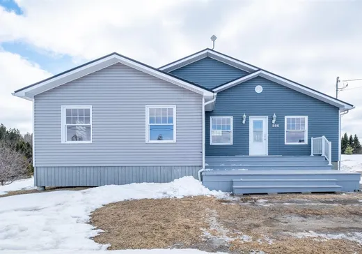 Bungalow for sale - 586 Ch. Beauséjour, Saint-Elzéar-de-Témiscouata, G0L2W0