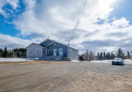 House for sale - 586 Ch. Beauséjour, Saint-Elzéar-de-Témiscouata, G0L 2W0