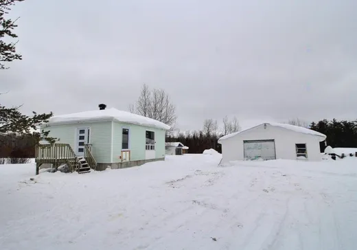 Two or more stories for sale - 307 Ch. Paré, Val-d'Or, J9P0C3