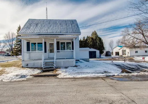 Maison à vendre - 219 Rg Bellevue N., Saint-Robert, J0G 1S0