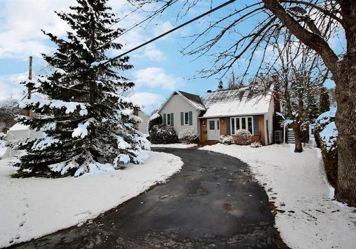 Paliers multiples à vendre - 925 Rue Westmount, Magog, J0B1C0