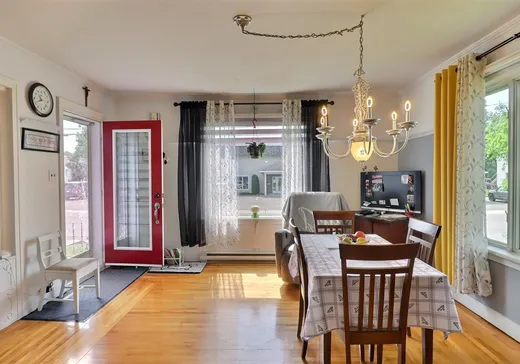 House for sale - 2015 Rue St-Calixte, Plessisville, G6L 1S1