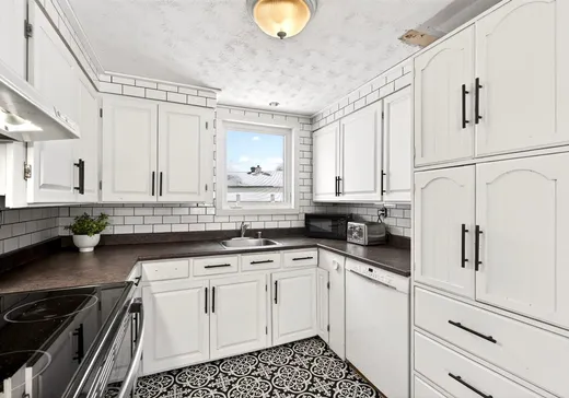 House for sale - 206 Rue du Roi, Val des Sources, J1T 1S3