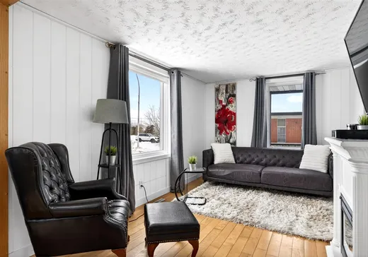 House for sale - 206 Rue du Roi, Val des Sources, J1T 1S3