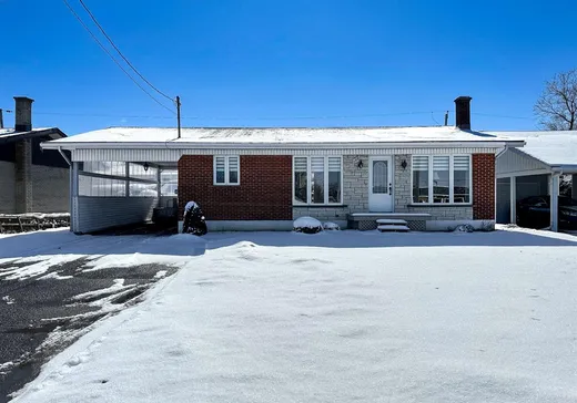 Bungalow à vendre - 250 Boul. Baril O., Plessisville, G6L3W2