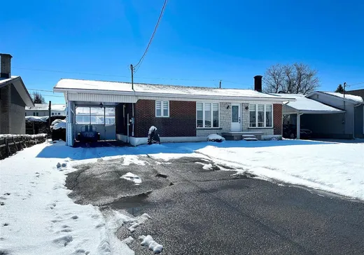 Maison à vendre - 250 Boul. Baril O., Plessisville, G6L 3W2