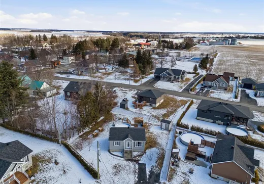 House for sale - 213 Rue de la Rivière, Sainte-Brigitte-des-Saults, J0C 1E0