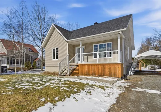 Maison à vendre - 94 Rue de Milan, Granby, J2H 2L9