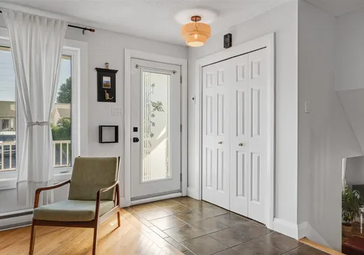 Maison à vendre - 681 Rue Bastien, Buckingham, J8L 3Y6